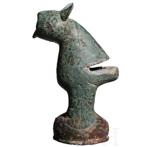 Bronzefu&szlig; von einem Gef&auml;&szlig; in Panthergestalt, seldschukisch, 12. - 13. Jhdt.