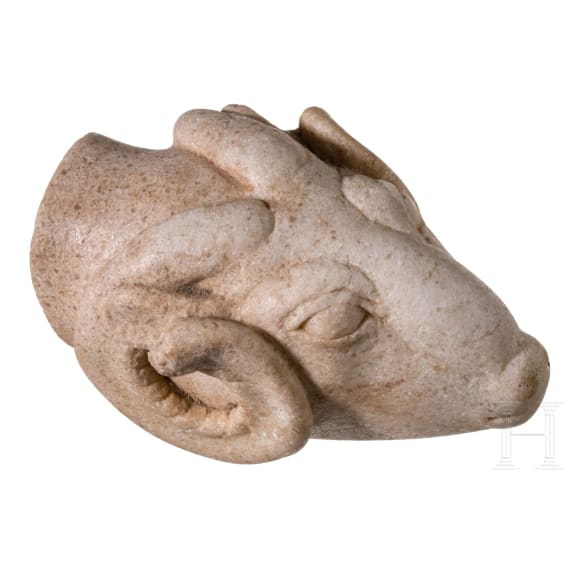 Widderkopf aus Marmor, sp&auml;tklassisch, 4. Jhdt. v. Chr.