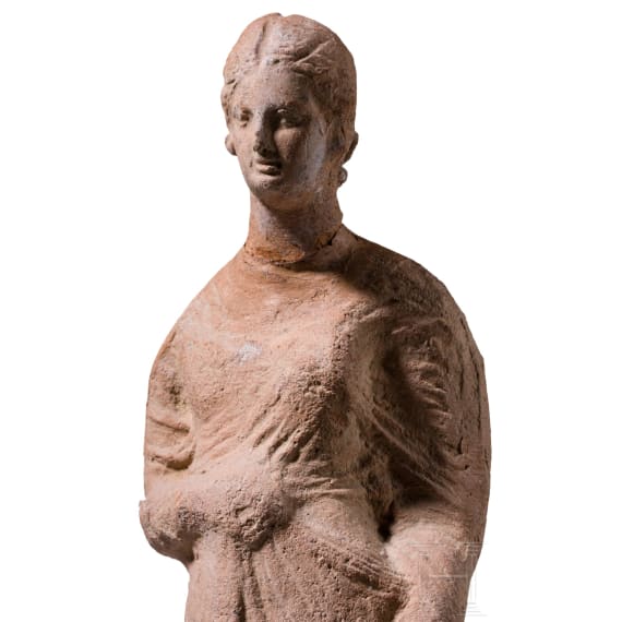Hellenistische Frauenstatuette aus Ton, Gro&szlig;griechenland, 3. Jhdt. v. Chr.