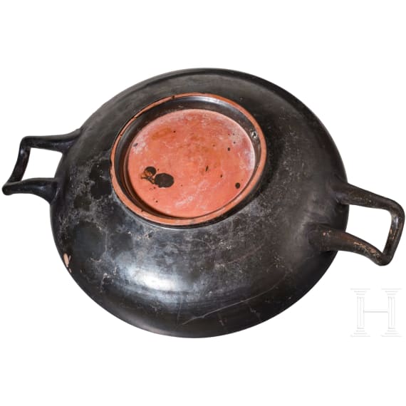 Schale (Kylix) mit schwarzem Glanzton&uuml;berzug, campanisch, 4. Jhdt. v. Chr.