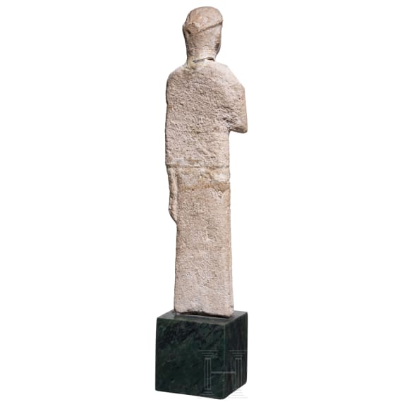 Kalksteinstatue eines Priesters aus r&ouml;mischer Zeit, Levante, 3. Jhdt. n. Chr.