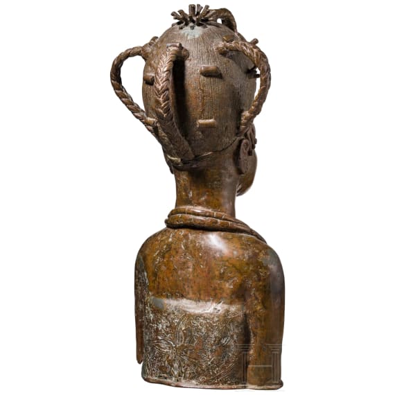 Massive Bronzeb&uuml;ste einer K&ouml;nigin, Benin, 20. Jhdt.