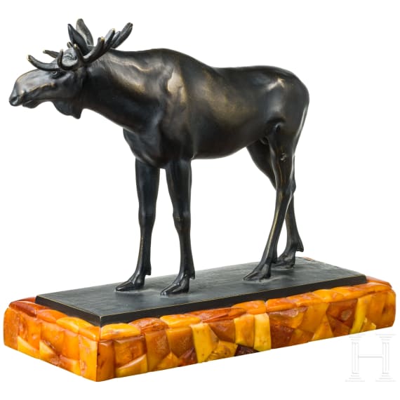 A bronze figure of a moose, probably by Hendrik Scholten, circa 1930