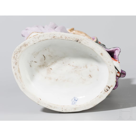 A porcelain couple, Frankenthal, 18th century
