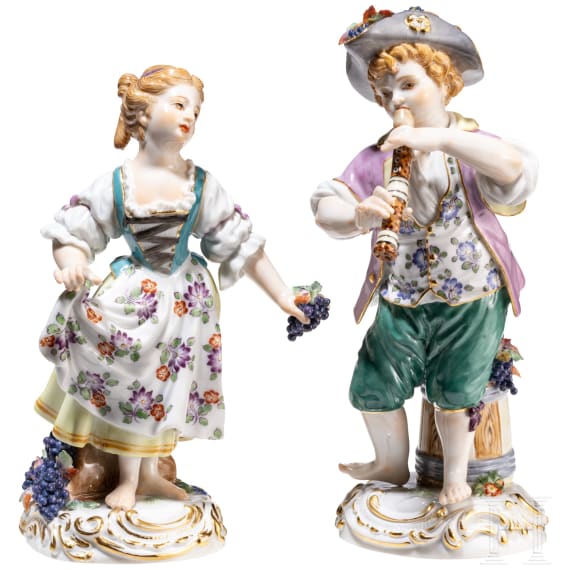 Two porcelain gardener children, Johann Joachim Kaendler, circa 1750 (desgin), Meissen, 20th century (finish)