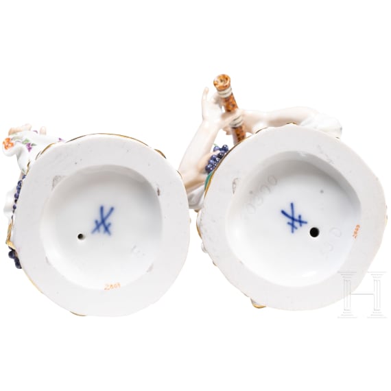 Two porcelain gardener children, Johann Joachim Kaendler, circa 1750 (desgin), Meissen, 20th century (finish)