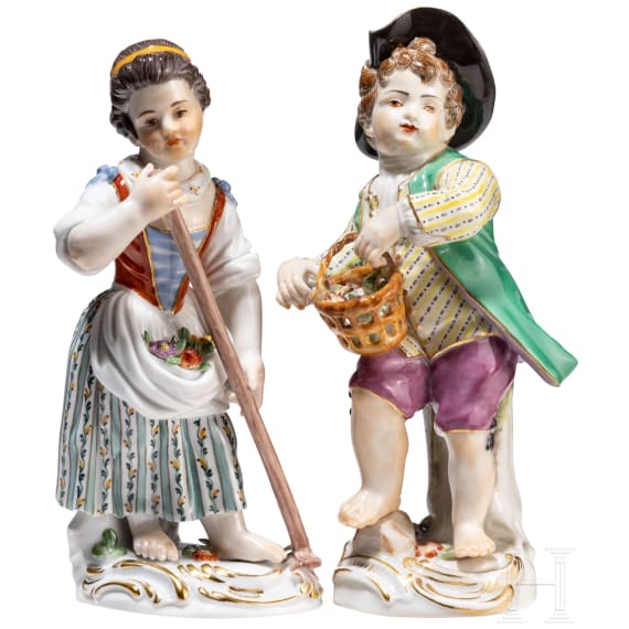 Two porcelain gardener children, Johann Joachim Kaendler, circa 1750 (desgin), Meissen, 20th century (finish)