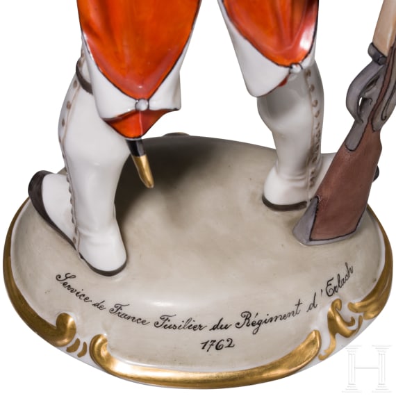 A porcelain soldier "Fusilier du R&eacute;giment d'Erlach" (Fusilier from the Regiment of Erlach), Nymphenburg, 20th century