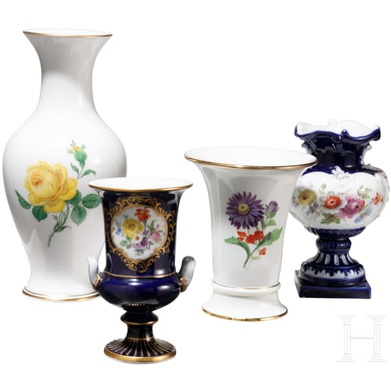 Four porcelain vases, Meissen, circa 1910 (one)/mid-20th century