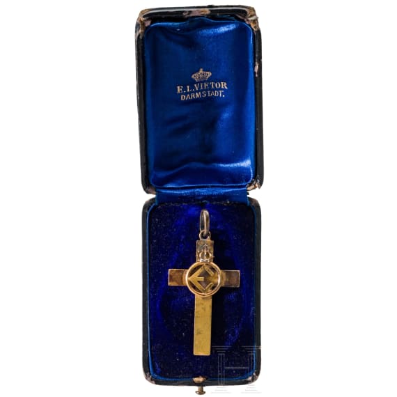 Goldenes Kreuz f&uuml;r weibliche Dienstboten, datiert 1914