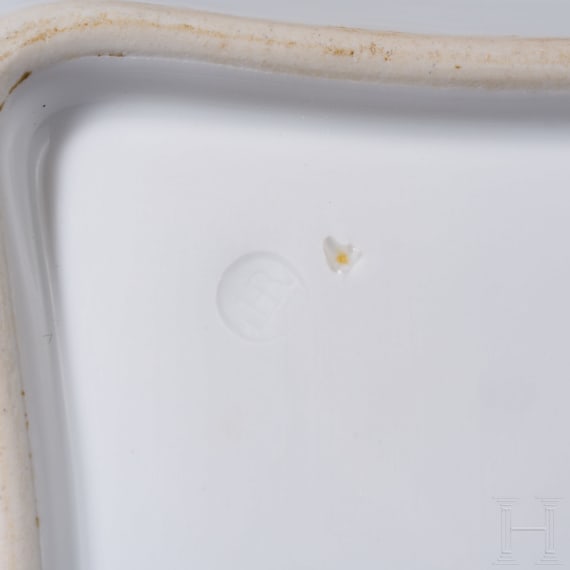 A porcelain plate with monogram of Wilhelm II (W&uuml;rttemberg), Selb, Porzellanfarbik L. Hutschenreuther, circa 1910