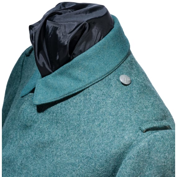 A replica of the M 15 field tunic