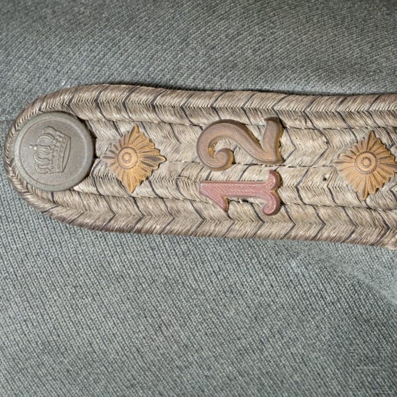 A field grey attila for officers in the Thuringian Hussar Regiment No. 12