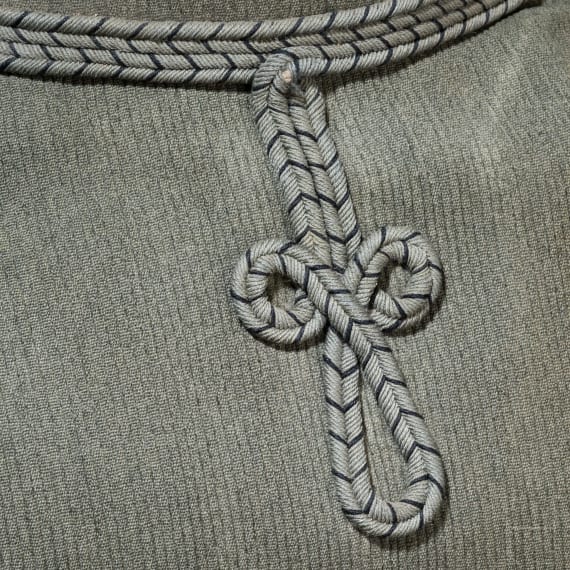A field grey attila for a lieutenant in Hussar Regiment No. 16