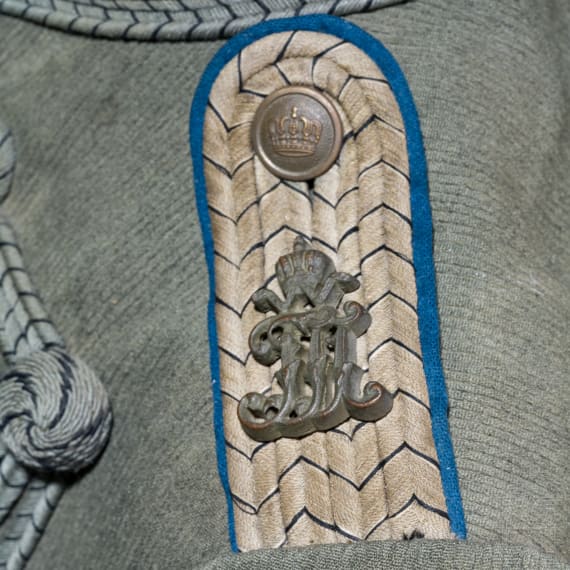 A field grey attila for a lieutenant in Hussar Regiment No. 16