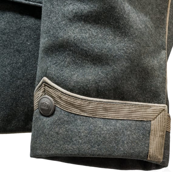 A field-grey Ulanka for non-commissioned officers in the Royal Uhlan Regiment (1st Hanoverian) No. 13, dated 1914