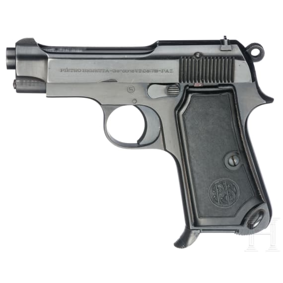 Beretta Mod. 35, im khakifarbenen Leinenholster