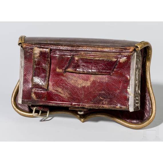 Silberner Kartuschkasten f&uuml;r Offiziere der Kavallerie, um 1900