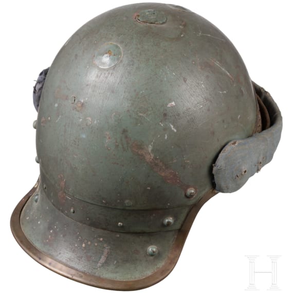 Dragoon helmet reused by the infantry around 1915