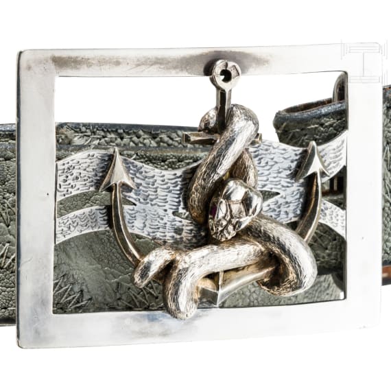 A silver buckle belt with snake with leather belt, 20th century