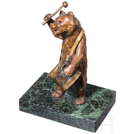 Drumming Bear in Bronze, late 19th to early 20th century