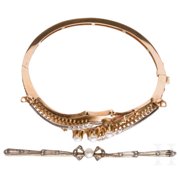 A 18ct gold bracelet and brooch with diamonds and pearls