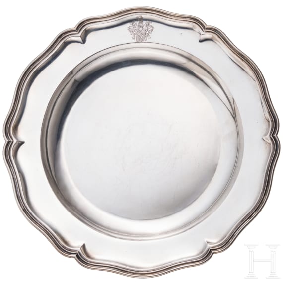 A silver serving plate with coat of arms, H. Meyen & Co. Berlin, circa 1900