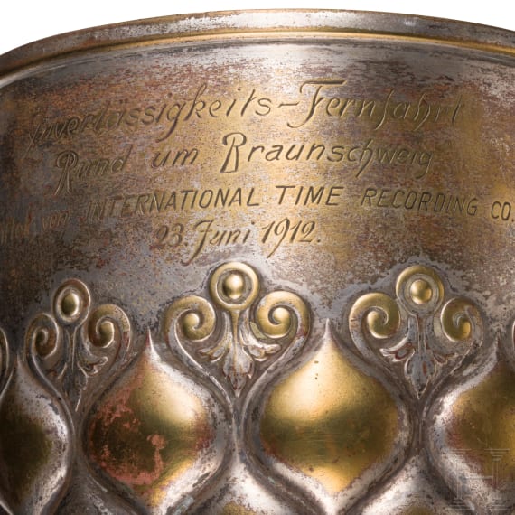 Gro&szlig;er Buckelpokal, Geislingen, WMF, datiert 1912