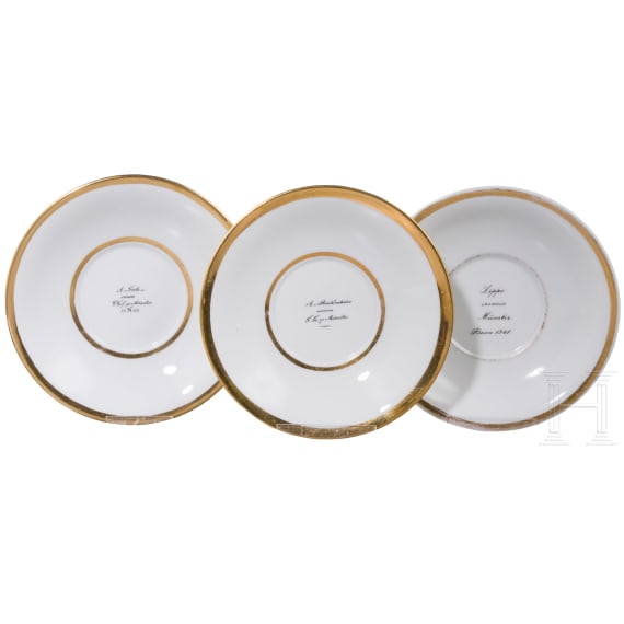 54-teiliges Service des Georg Grafen zu M&uuml;nster mit zahlreichen Adelswappen, deutsch, KPM, datiert 1840-1845