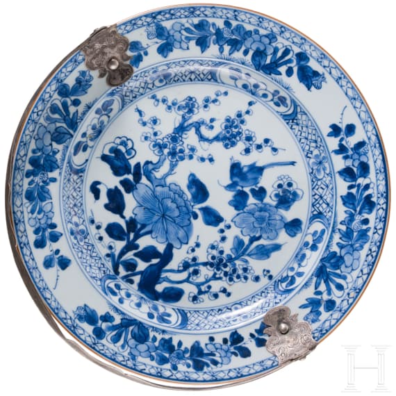 Chinoiserie-Teller mit Silbermontierung, Niederlande, 19. Jhdt.