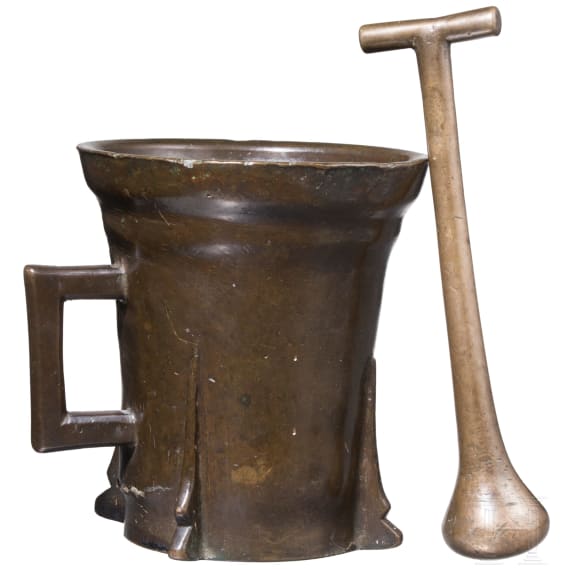 A Nuemberg gothic bronze mortar, 15th century