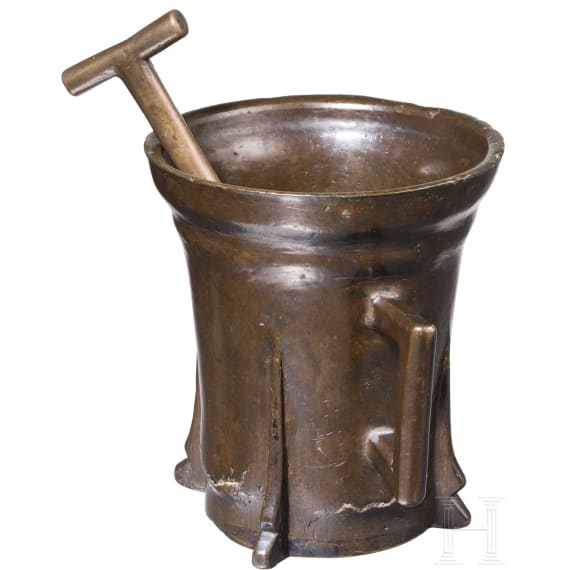 A Nuemberg gothic bronze mortar, 15th century