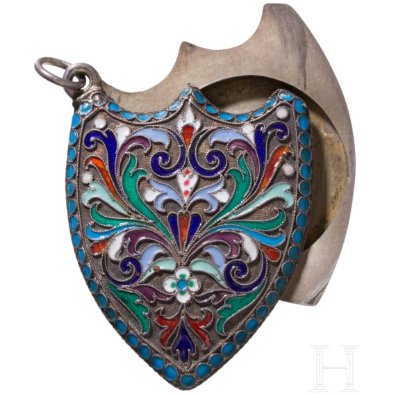 Cloisonn&eacute;-Email-Medaillon, Russland, St. Petersburg, Egor Pankratiew, 1908