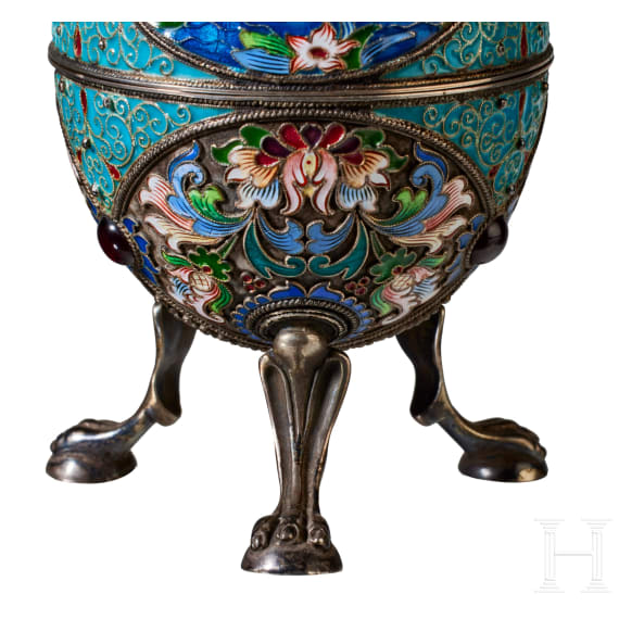 Gro&szlig;es Cloisonn&eacute;-Email-Ei mit Schw&auml;nen, 2. H&auml;lfte des 20. Jhdts.