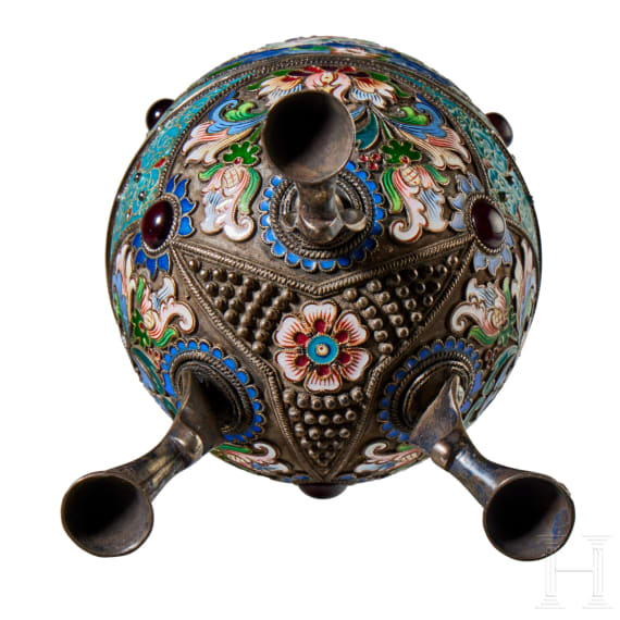 Gro&szlig;es Cloisonn&eacute;-Email-Ei mit Schw&auml;nen, 2. H&auml;lfte des 20. Jhdts.