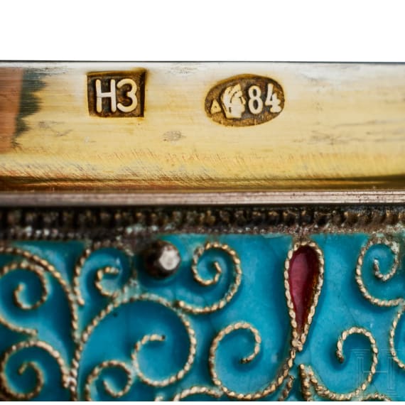 Gro&szlig;es Cloisonn&eacute;-Email-Ei mit Schw&auml;nen, 2. H&auml;lfte des 20. Jhdts.