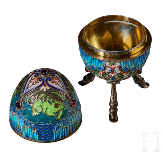 Cloisonn&eacute;- Email-Ei mit Frosch, 2. H&auml;lfte des 20. Jhdts.