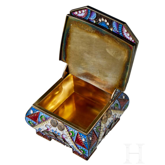 Cloisonn&eacute;-Email-Salzthron, 2. H&auml;lfte des 20. Jhdts.