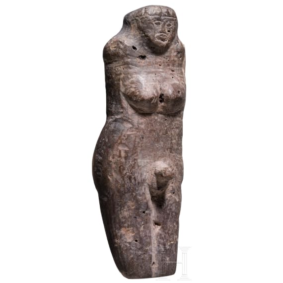 A rare androgynous stone idol, Near East, 3rd&ndash;2nd millennium BC