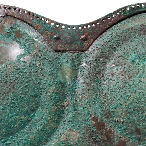 A Samnite set of three-plate armour with breastplate, backplate and a side plate, 4th century B.C.