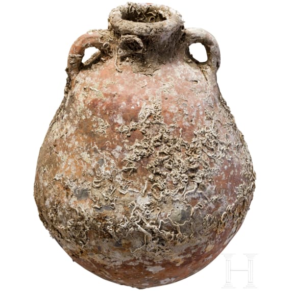 Late antique amphora from the south-eastern Mediterranean region (type &lsquo;Late Roman 5&rsquo;), 5th - early 7th century A.D.