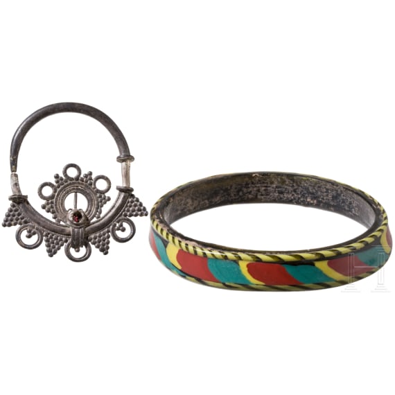 Middle Byzantine glass armring and Byzantine silver earring, 9th&ndash;12th century