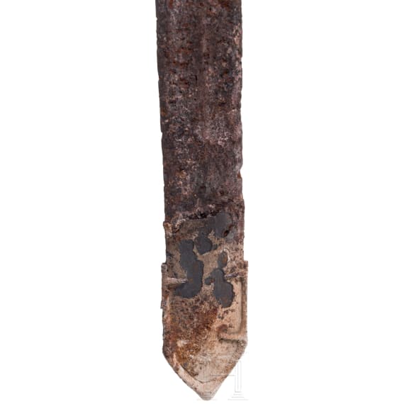 Mittellat&egrave;nezeitliches Schwert mit Resten der Scheide (M&uuml;ndung und Spitze), 3. &ndash; 2. Jhdt. v. Chr.