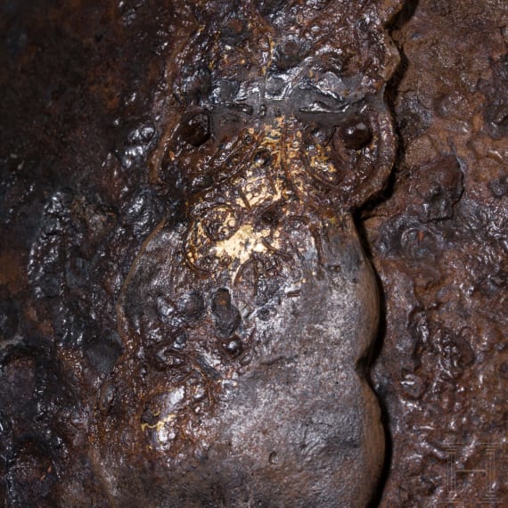 Mittelalterlicher Eisenhelm mit goldplattierten Beschl&auml;gen, Waldsteppen Osteuropas, 10. -11. Jhdt.