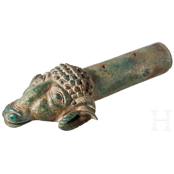Idealtypische Replik eines griechischen Rammsporns aus Bronze mit Widderkopf des Historismus. Sp&auml;tes 19. - fr&uuml;hes 20. Jhdt.