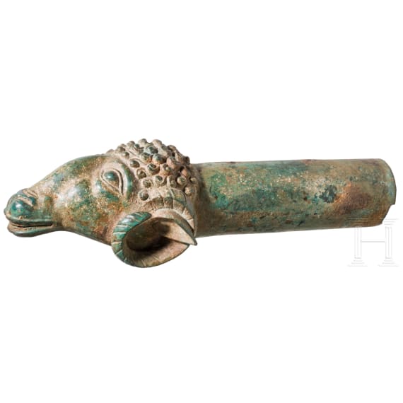 Idealtypische Replik eines griechischen Rammsporns aus Bronze mit Widderkopf des Historismus. Sp&auml;tes 19. - fr&uuml;hes 20. Jhdt.