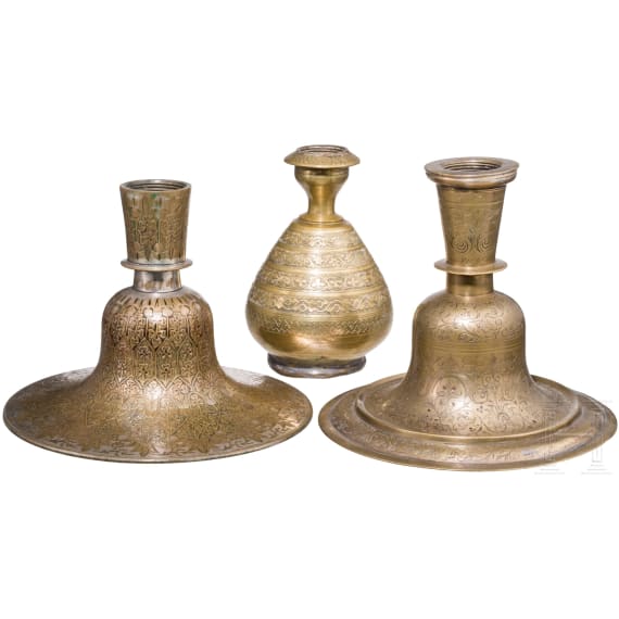 Drei Hookah-F&uuml;&szlig;e aus Messing, Indien, 19. Jh.