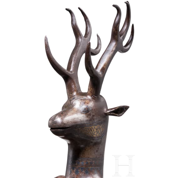 Silber- und goldtauschierte Hirschfigur, wohl Indien, 18. Jhdt.
