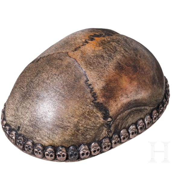 Kapala-Schale und Kette aus Sch&auml;delperlen (Mala), Tibet