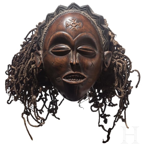 Mwana-Pwo-Maske der Chokwe, Mosambik, 20. Jhdt.